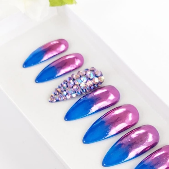 *Chromella* Reusable Press On /Custom Nails - Picture 3 of 7